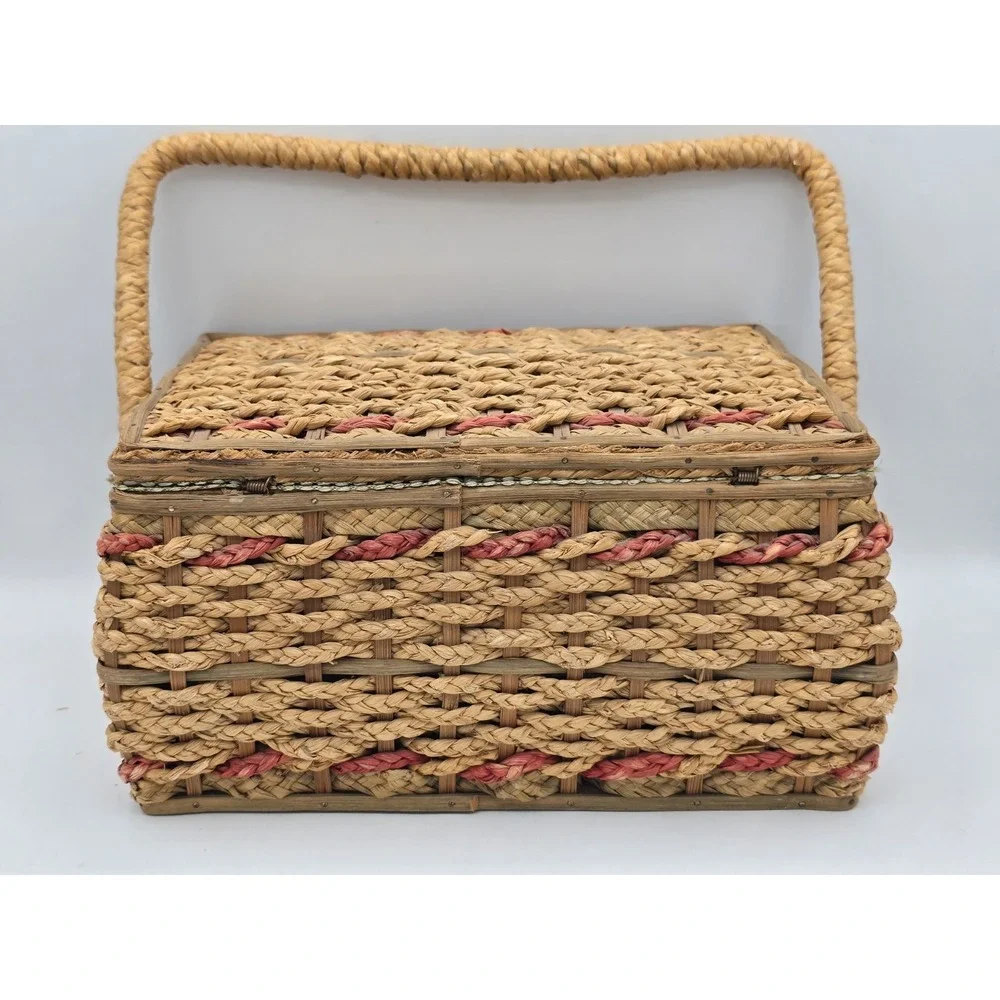 Vintage Large Woven Wicker Sewing Basket - Oakville Company USA - 1950s‎ 10x7x5